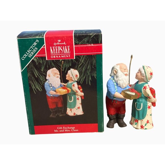 Hallmark 1992 Keepsake Ornament Mr. & Mrs. Claus Gift Exchange Figurine - Picture 1 of 13